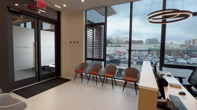 Front Office 